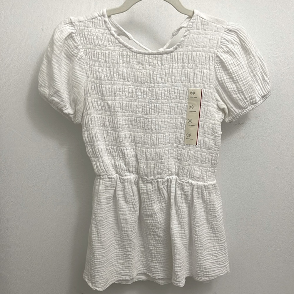 White Top Size XS NWOT